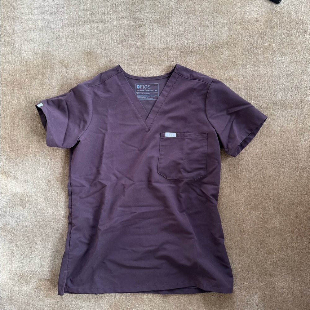 Figs Catarina scrub top in Espresso